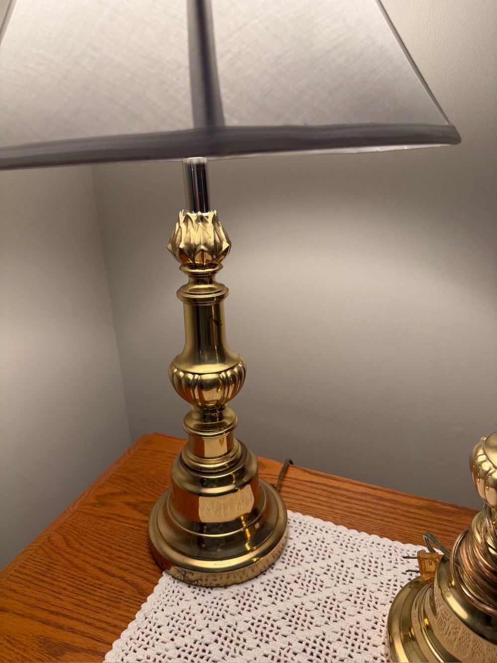 Stiffel Lamp Company produced these lamps. The code WJ4XH.  Lampshades included.